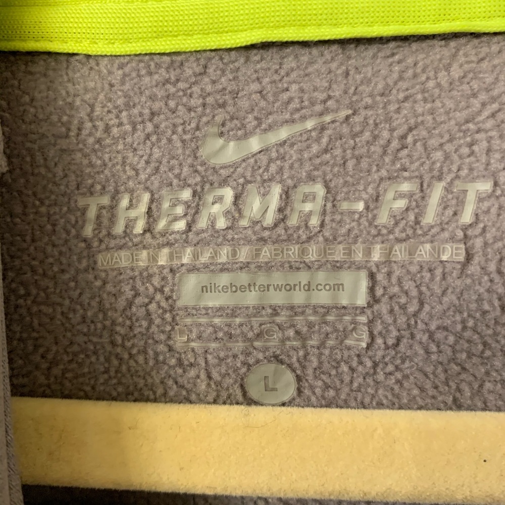 Nike Pull Over - image 2